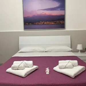 https://apartments-for-rent-catania.catania-hotels.net